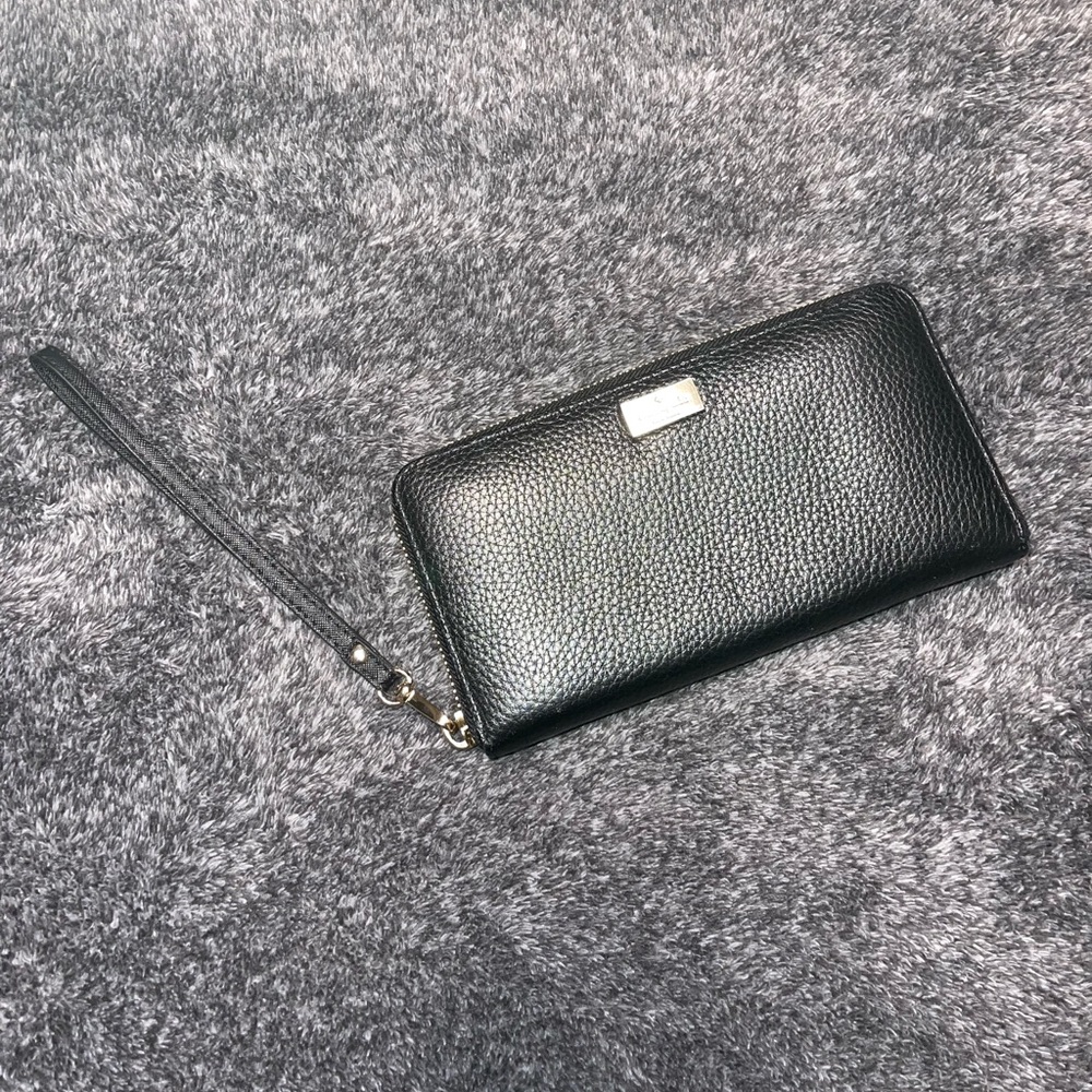 Kate Spade solid black Saffiano Leather/Canvas long wallet with zipper closure